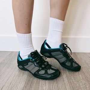 Vintage DIESEL ‘Whitney’ women’s black leather sneakers